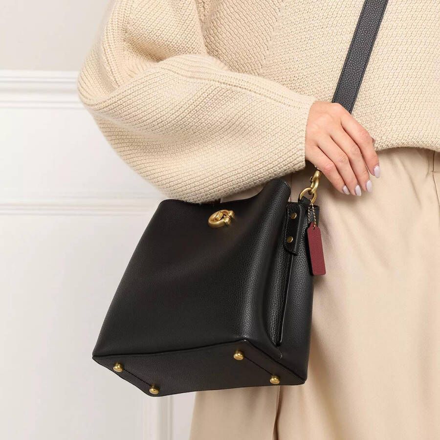 Coach Bucket bags Polished Pebble Leather Willow Bucket Bag 21 in zwart