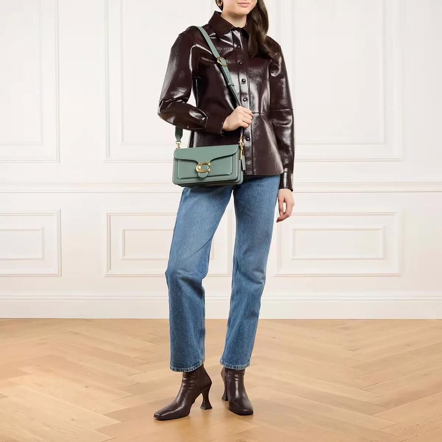 Coach Crossbody bags Pebble Tabby Shoulderbag 26 in groen - Foto 2