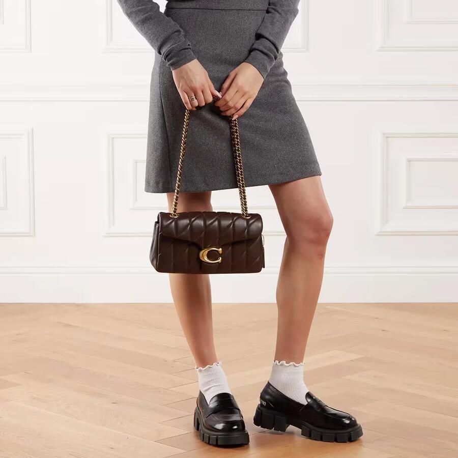 Coach Crossbody bags Quilted Tabby Shoulder Bag 26 With Chain in bruin - Foto 4