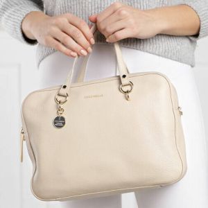 Coccinelle Totes Handbag Grained Leather in fawn