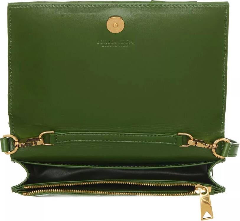 Bottega Veneta Crossbody bags Cassette Bag In Woven Leather in groen