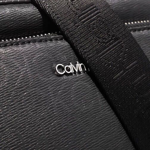 Calvin Klein Crossbody bags Ck Must Camera Bag Lg Epi Mono in zwart