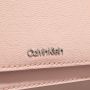 Calvin Klein Crossbody bags Ck Must Crossbody Epi Mono in poeder roze - Thumbnail 3