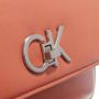Calvin Klein Crossbody bags Re-Lock Camera Bag W Flap in oranje - Thumbnail 2