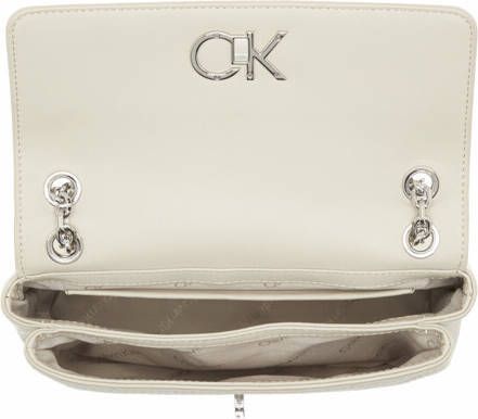 Salvatore Ferragamo Hobo bags Hug Handbag in roze