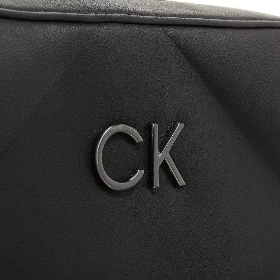 Calvin Klein Crossbody bags Re Lock Quilt Camera Bag in zwart