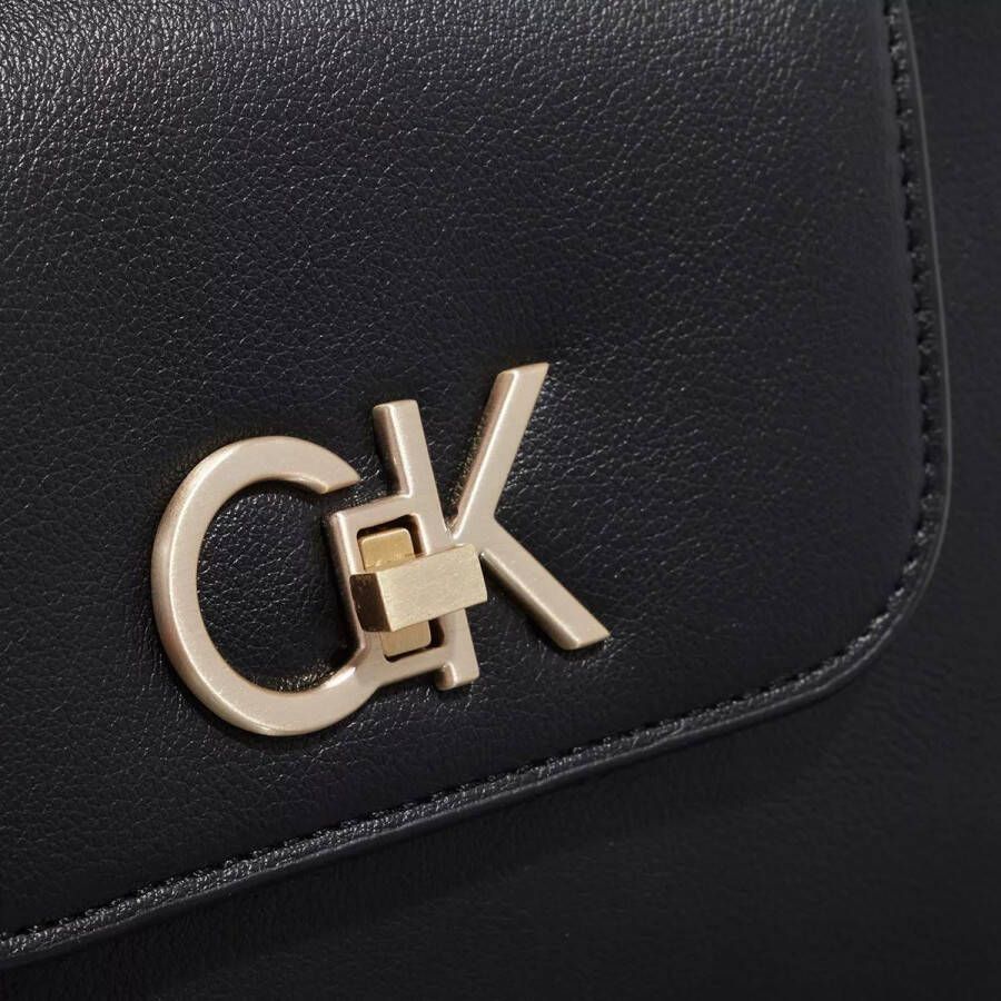 Calvin Klein Hobo bags Re Lock Shoulder Bag Md in zwart