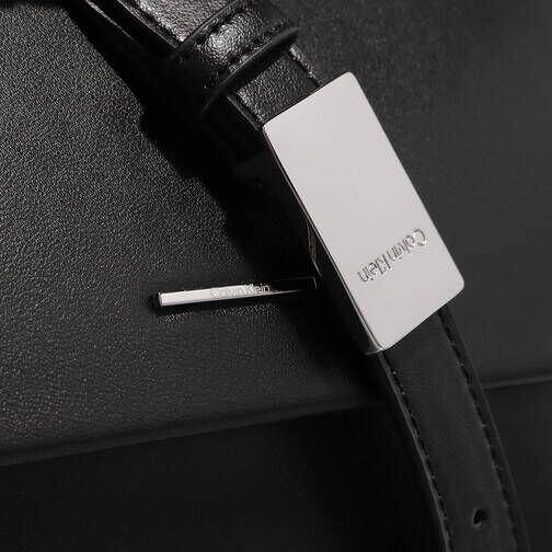 Calvin Klein Totes Fold Over Shoulder Bag in zwart