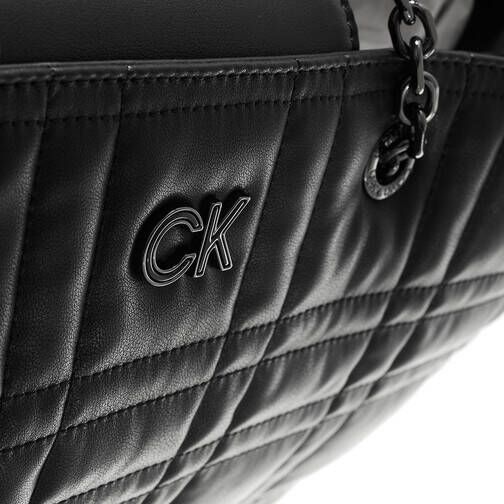 Calvin Klein Totes Re-Lock Quilt Tote W Lpt Cmpt in black