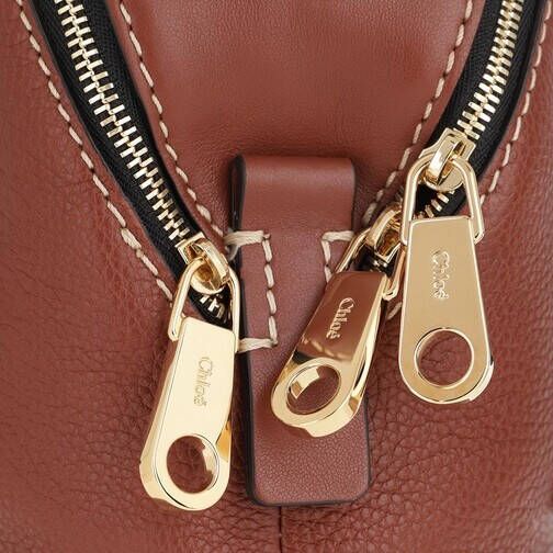 Chloé Bowlingtassen Daria Shoulder Bag Small in bruin
