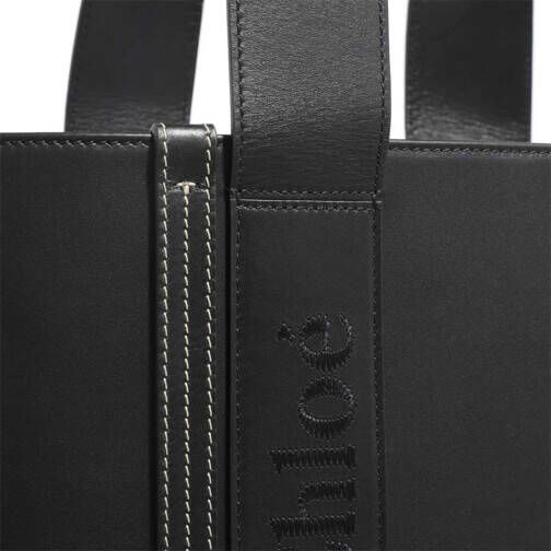 Salvatore Ferragamo Shoppers & Totes Hug Handbag in zwart