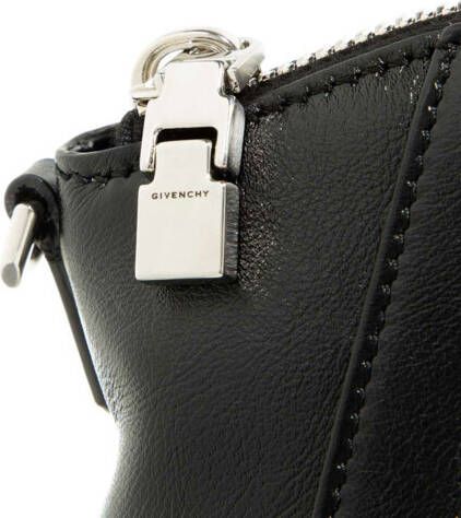 Givenchy Hobo bags Bag in zwart