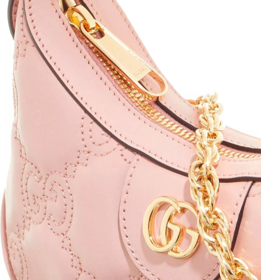 Gucci Crossbody bags Mini GG Shoulder Bag Matelassé Leather in poeder roze