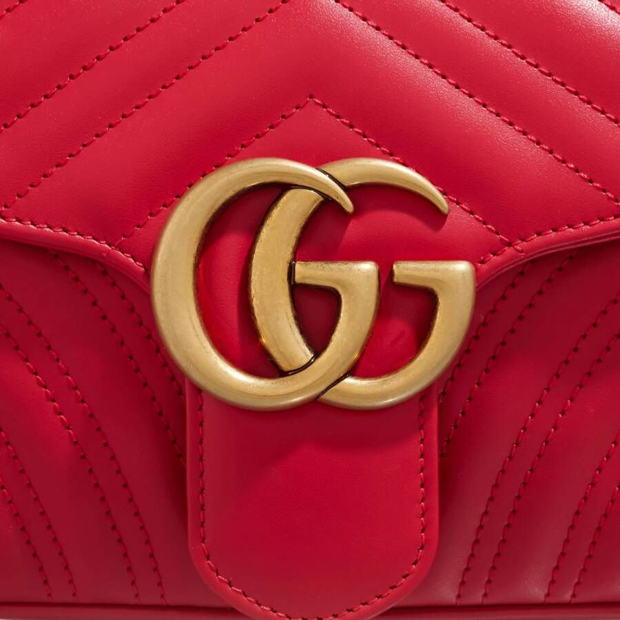 Gucci Crossbody bags Small GG Marmont Shoulder Bag Matelassé Leather in rood