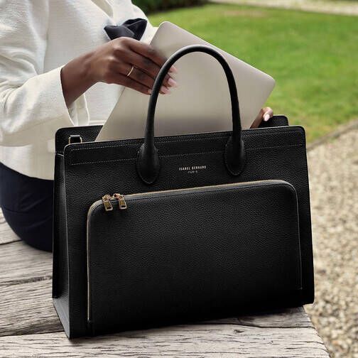 Isabel Bernard Crossbody bags Honoré Nadine Black Calfskin Leather Handbag in zwart