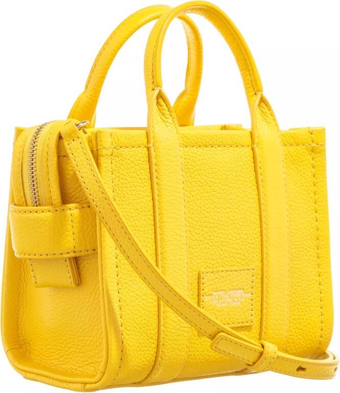 Marc Jacobs Totes The Micro Tote Bag Leather in geel
