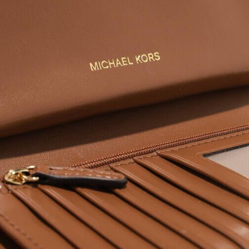 Michael Kors Totes Jet Set Large Flat Mf Phone Case in cognac