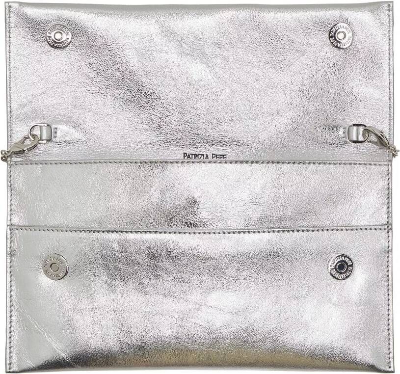 PATRIZIA PEPE Clutches Clutch Bag in zilver