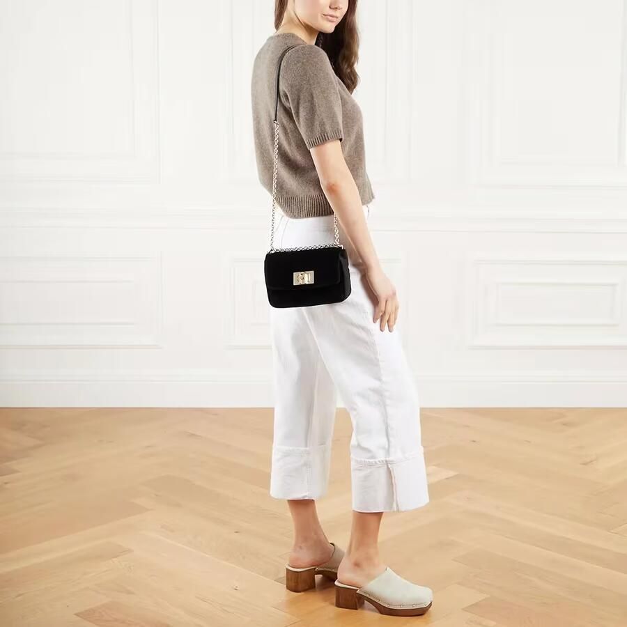 Furla Crossbody bags 1927 Mini Crossbody 20 in zwart