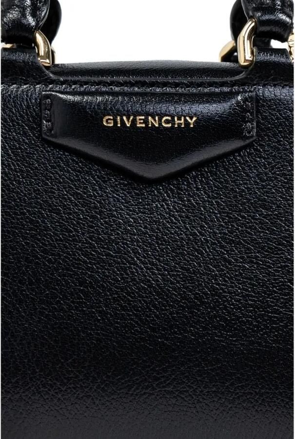 Givenchy Crossbody bags Structured Grained Leather Handbag With Gold-Tone in zwart