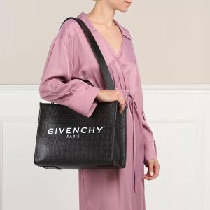 Givenchy Shoppers Medium G Tote Shopper Bag in black