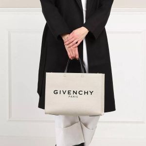 Givenchy Totes Medium G Tote Shopping Bag in fawn