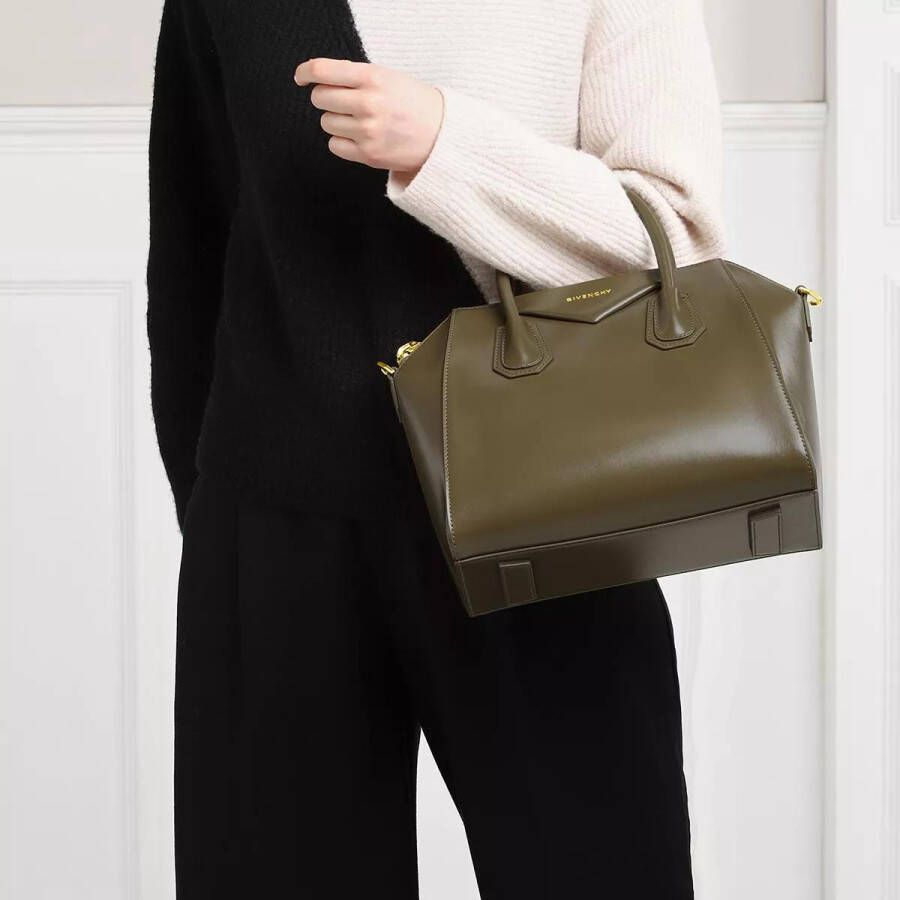 Givenchy Totes Small Antigona Bag in groen