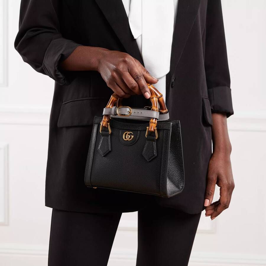 Gucci Totes Mini Diana Tote Bag in zwart