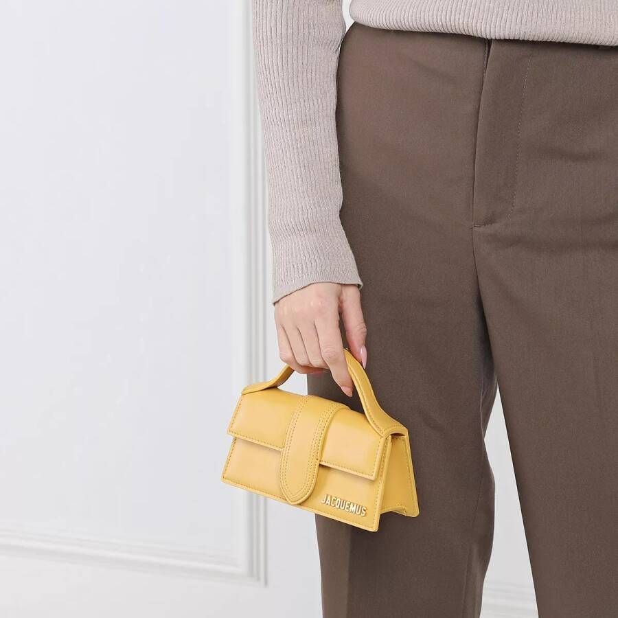 Jacquemus Crossbody bags Le Bambino Mini Flap Bag in geel