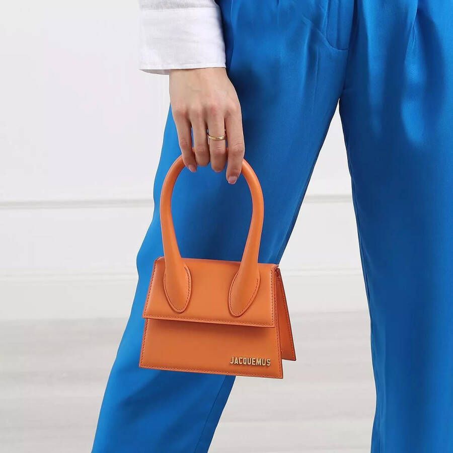 Jacquemus Crossbody bags Le Chiquito Moyen Handbag in oranje