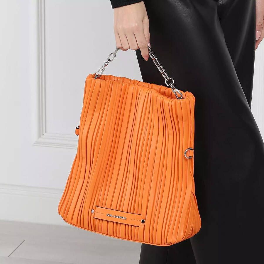 Karl Lagerfeld Totes Kushion Knotted Small Fold Tote in oranje