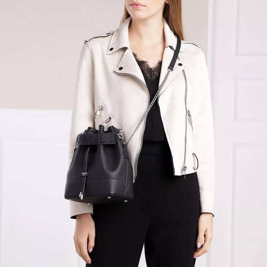 Lancel Bucket bags Ninon Grained Leather Bucket Bag Small in zwart