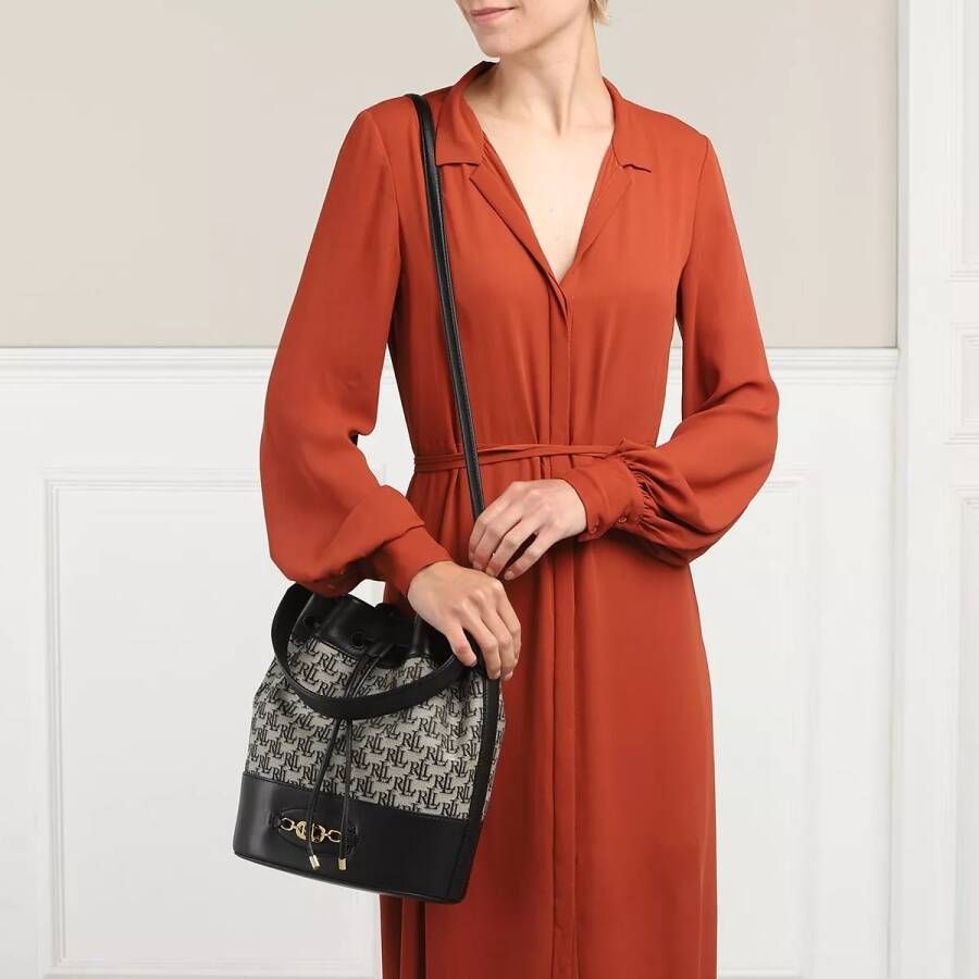 Valentino Garavani Shoppers & Totes Woven Beige Tote Bag With Prominent Vlogo Signatur in beige