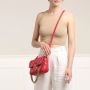 Saint Laurent Crossbody bags LouLou Monogramme Shoulder Bag S Leather in zwart - Thumbnail 1