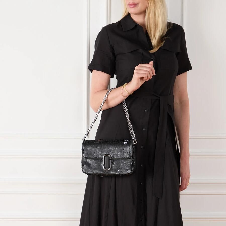 Marc Jacobs Crossbody bags Borse Tracolla The J-Marc Shoulder Bag in zwart