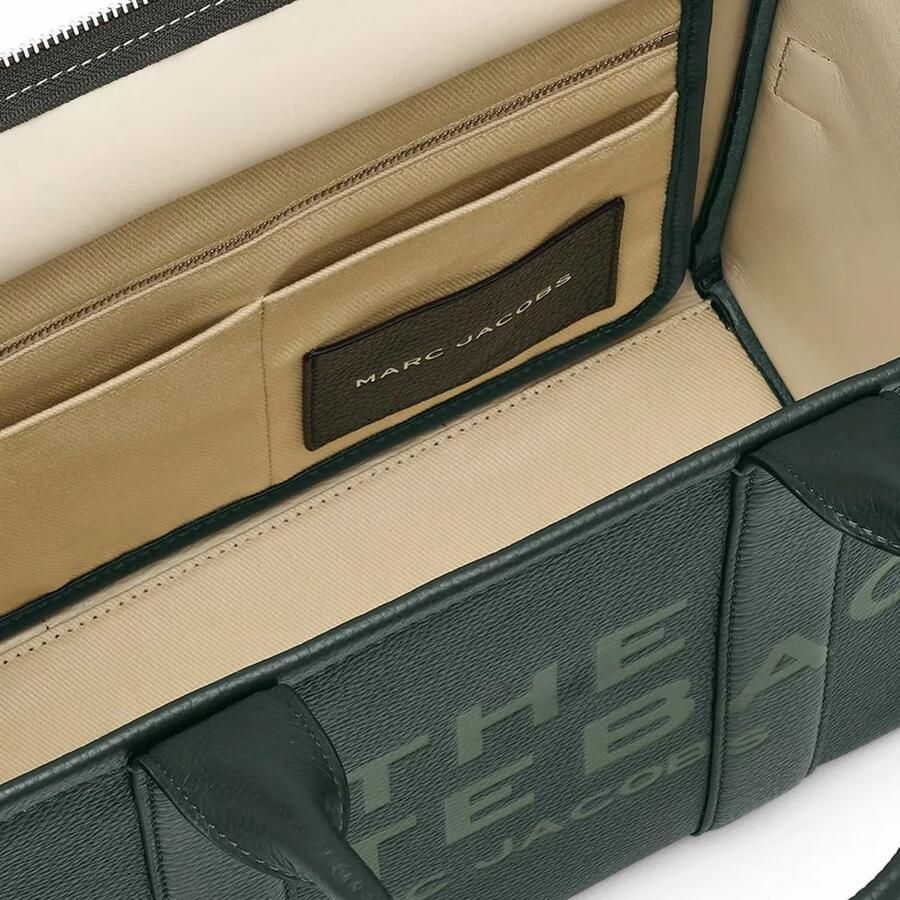 Marc Jacobs Shoppers & Totes The Medium Tote Leather Green in groen - Foto 2