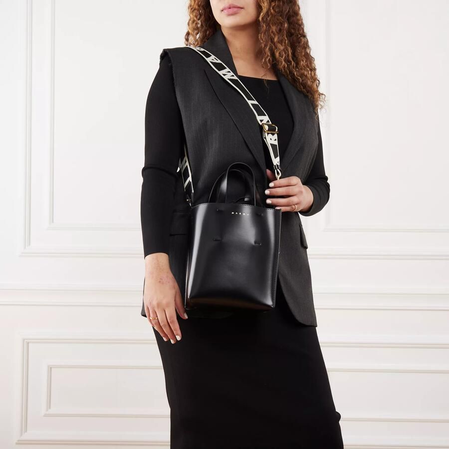 Marni Leren schoudertas met afneembare zak Black Dames