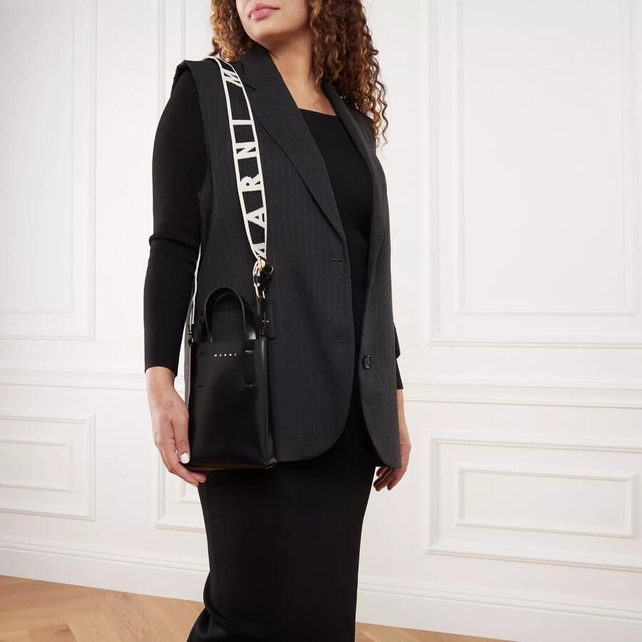 Marni Shoppers & Totes Museo Bag Nano in zwart - Foto 3