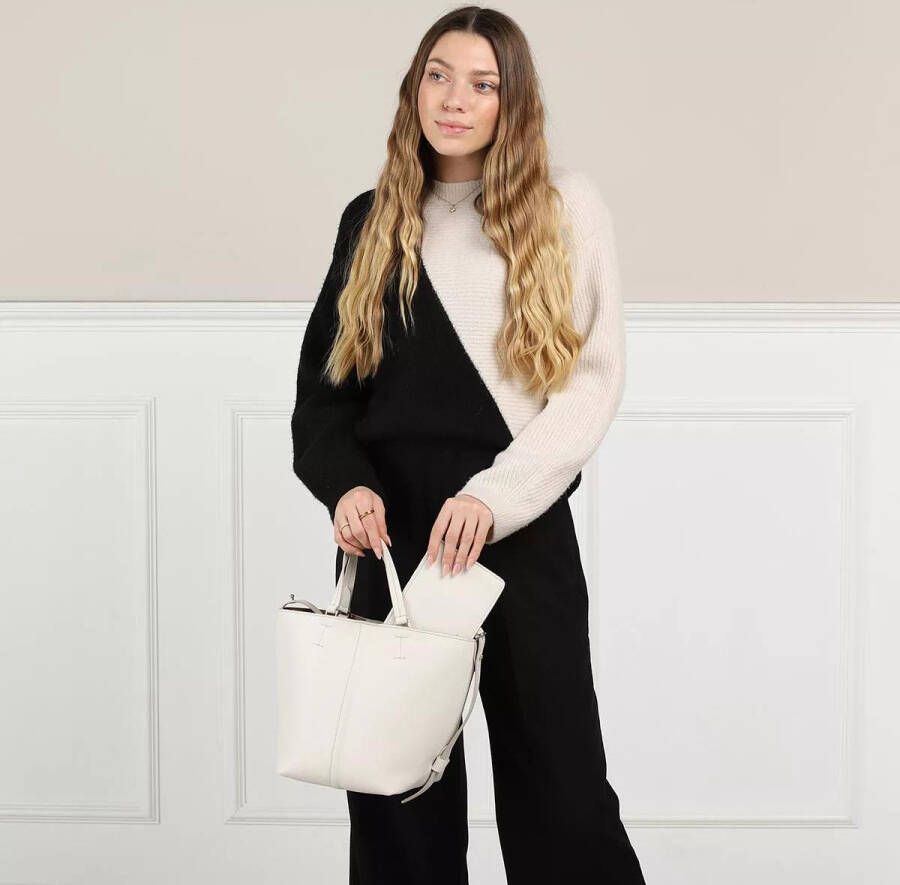 Max Mara Shoppers & Totes Plages in crème
