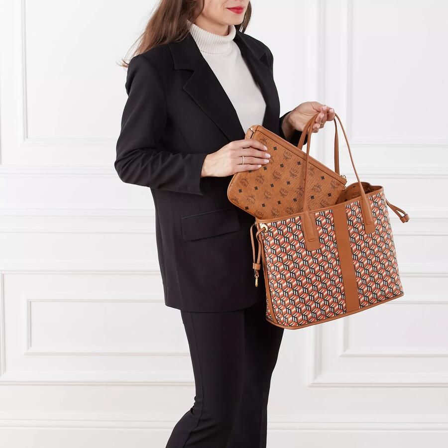 MCM Shoppers Liz Vi Shopper Med Co One Size in cognac