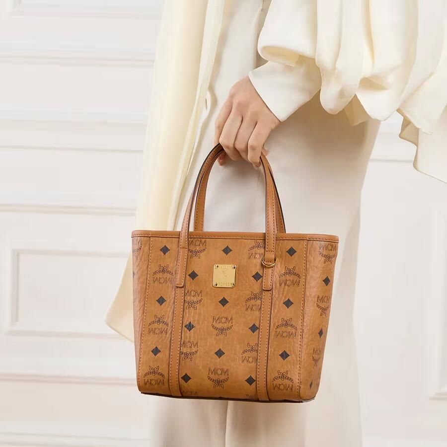 MCM Shoppers Toni Vi Shopper Mni Co One Size in cognac
