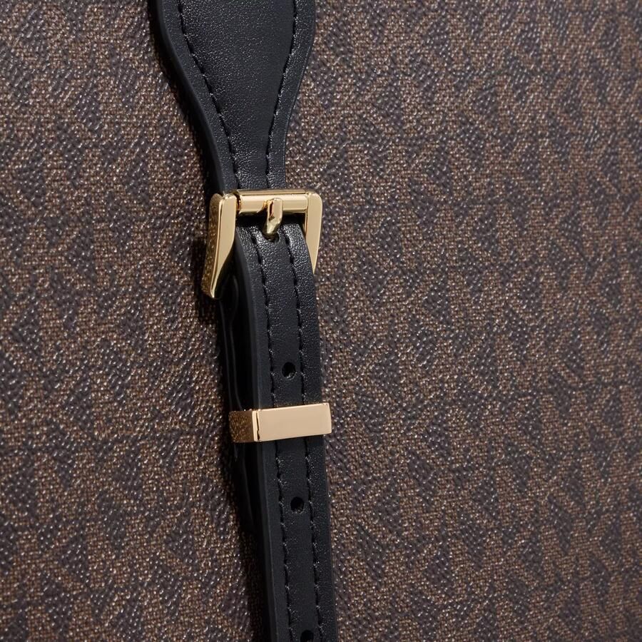 Michael Kors Shoppers & Totes Lg Buckle Tote in bruin