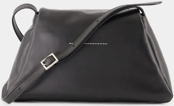 MM6 Maison Margiela Hobo bags Numeric Medium Soft Crossbody Leather Black in zwart - Foto 6