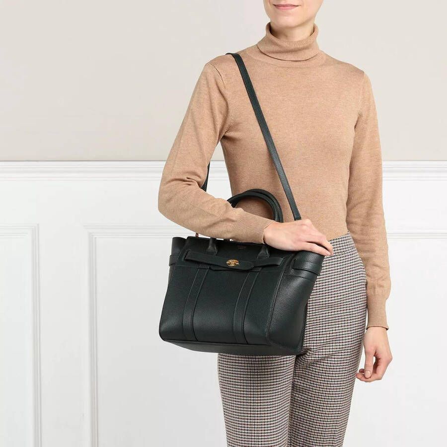Guess Hobo bags Cresidia Top Zip Shoulder Bag in zwart