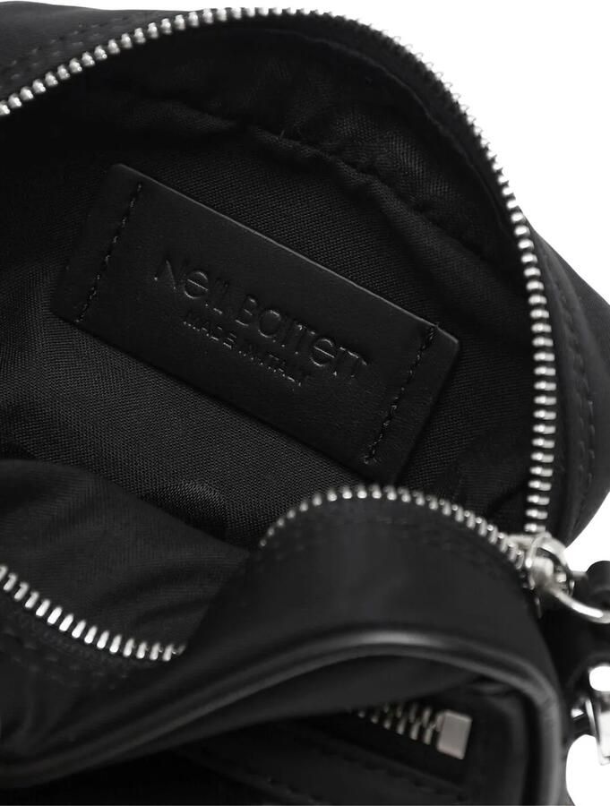 Neil Barrett Hobo bags Bearbrick Logo Nylon Twill Crossboby Bag in zwart - Foto 3