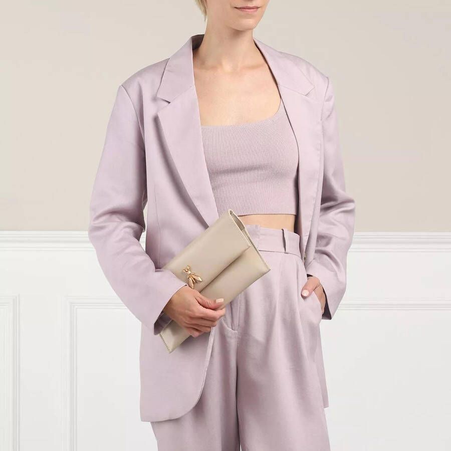 PATRIZIA PEPE Metallic Fly Clutch met Afneembare Ketting Beige Dames