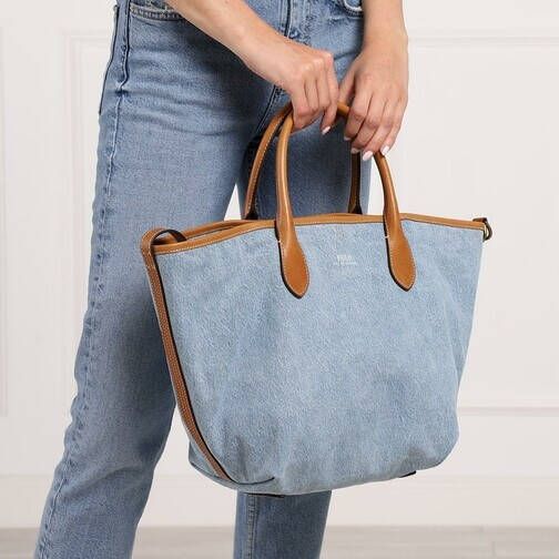 Chanel Hobo bags 2021-2024 CC Quilted Calfskin Round Moon Messenger in zwart
