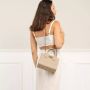 Salvatore Ferragamo Stijlvolle Crossbody Tas in Zwart Leer Beige Dames - Thumbnail 1