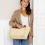 Guess Noelle Crossbody Camera Tas in Beige met Multilogo Print Beige Dames - Thumbnail 1