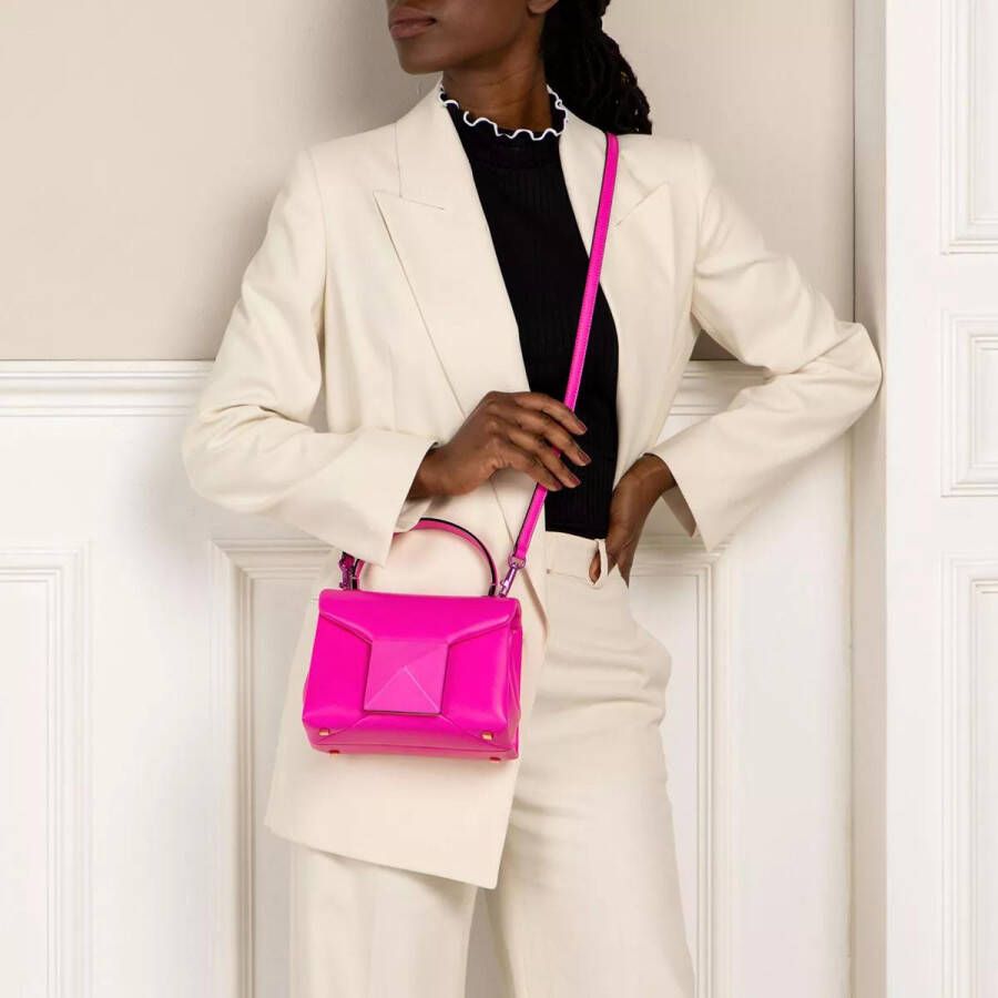 Valentino Garavani Totes One Stud leather handbag in roze